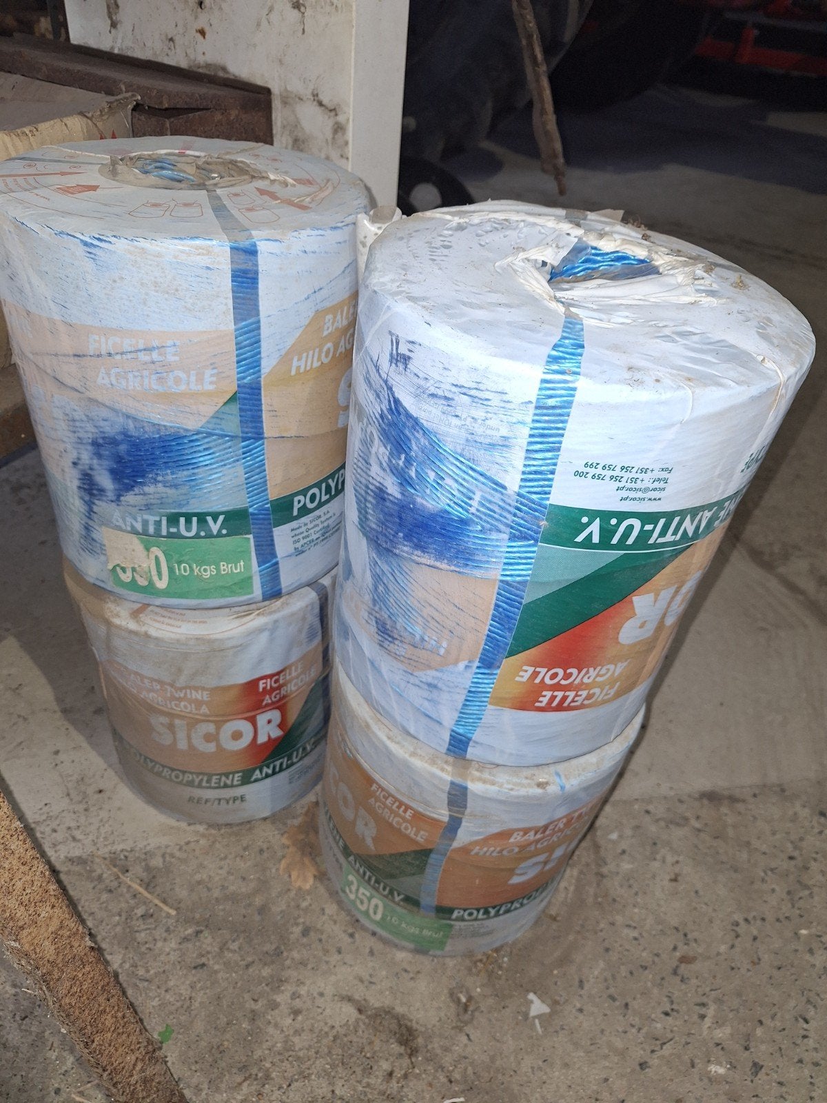 Rouleaux de ficelles de ballots, Enlèvement