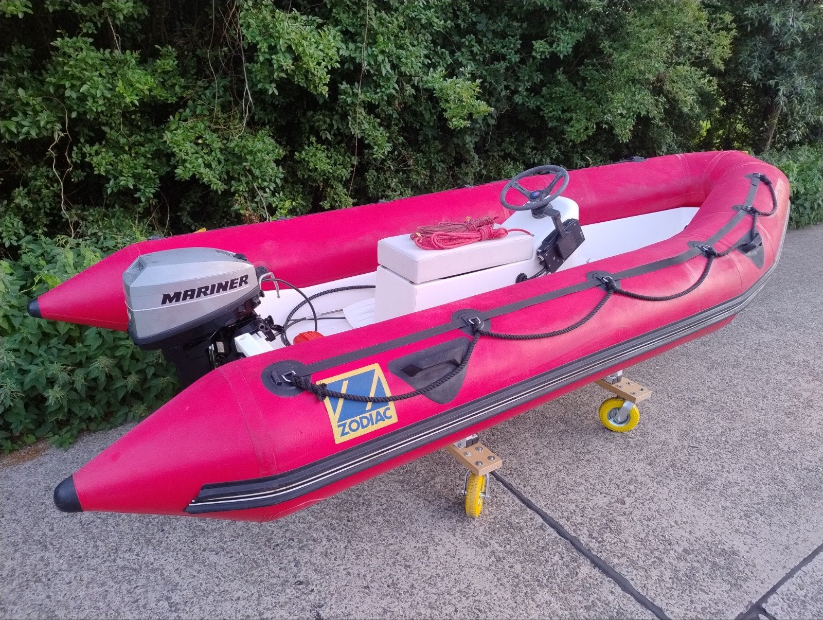 Zodiac Pro II 420 met Mariner 8pk 2takt, Watersport en Boten, Gebruikt, Zodiac, Ophalen, Polyester/glasvezel