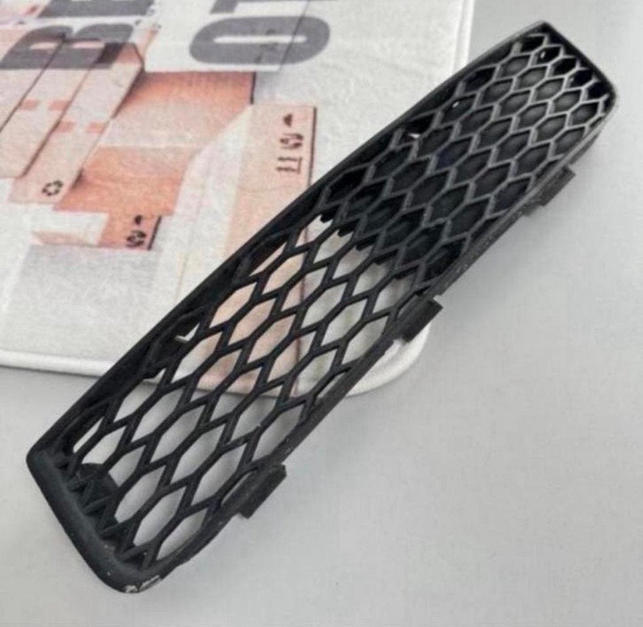 Couvercle de calandre gauche pour Audi TT 8N mk1 8N0807681A, Autos : Pièces & Accessoires, Enlèvement ou Envoi, Audi