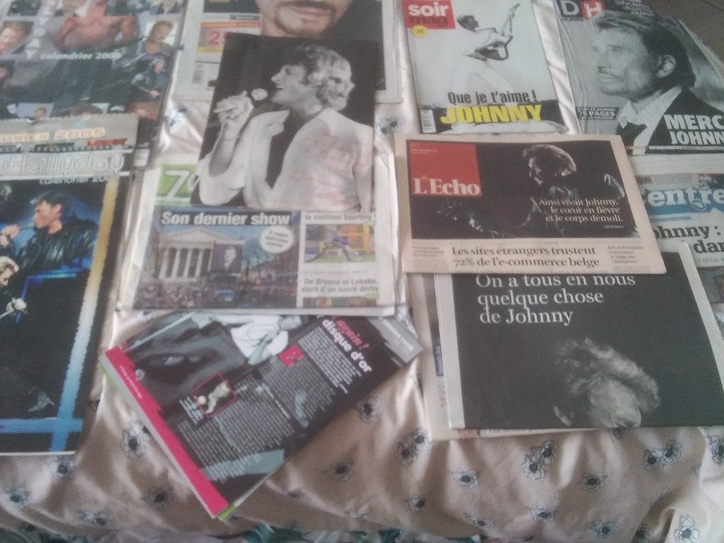 Collection Johnny Hallyday, Enlèvement