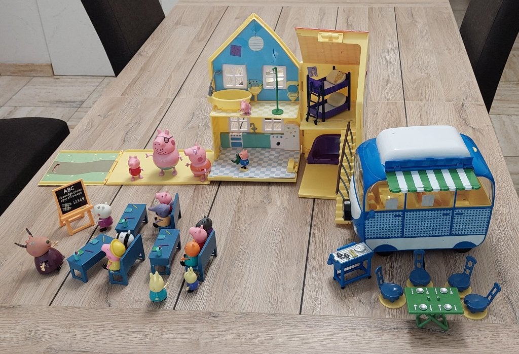 Peppapig, Ophalen, Zo goed als nieuw, Poppenhuis