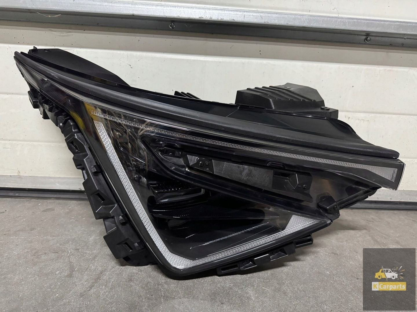 92102CV6, KIA EV6 FULL LED feu de levage droit 92102CV6, Kia, Heolleung-ro 12
06797  Seoul, Utilisé, Info@kia.com