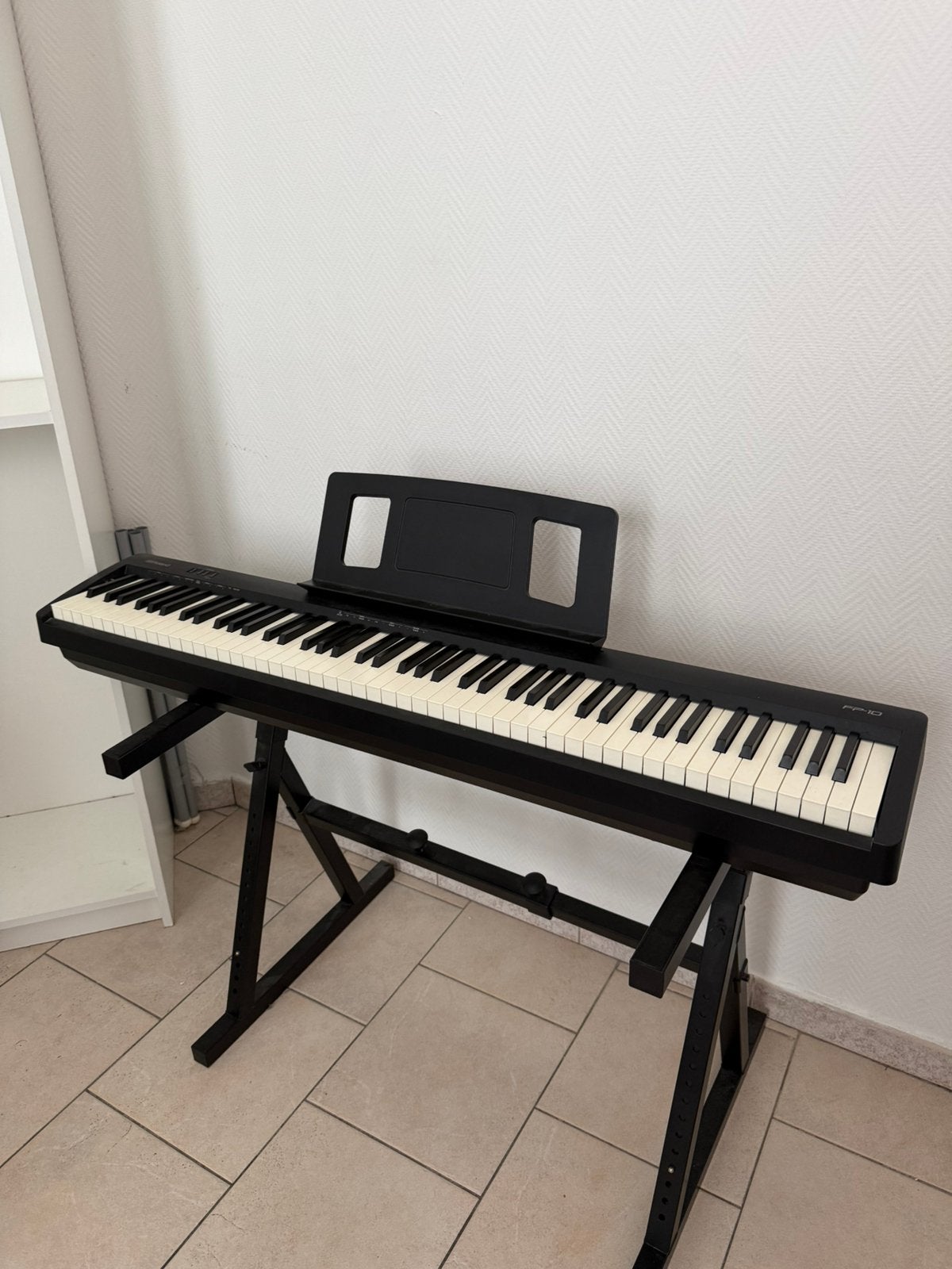Piano rolland, Musique & Instruments, Pianos, Enlèvement, Comme neuf, Piano