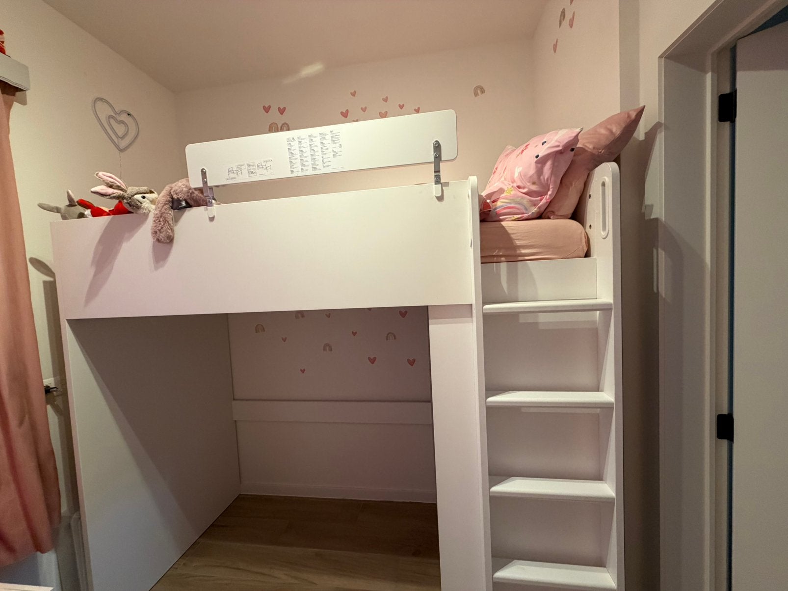 Lit mezzanine avec placard, Enfants & Bébés, Chambre d'enfant | Lits superposés & Lits mezzanines, Enlèvement, Comme neuf, Lit mezzanine