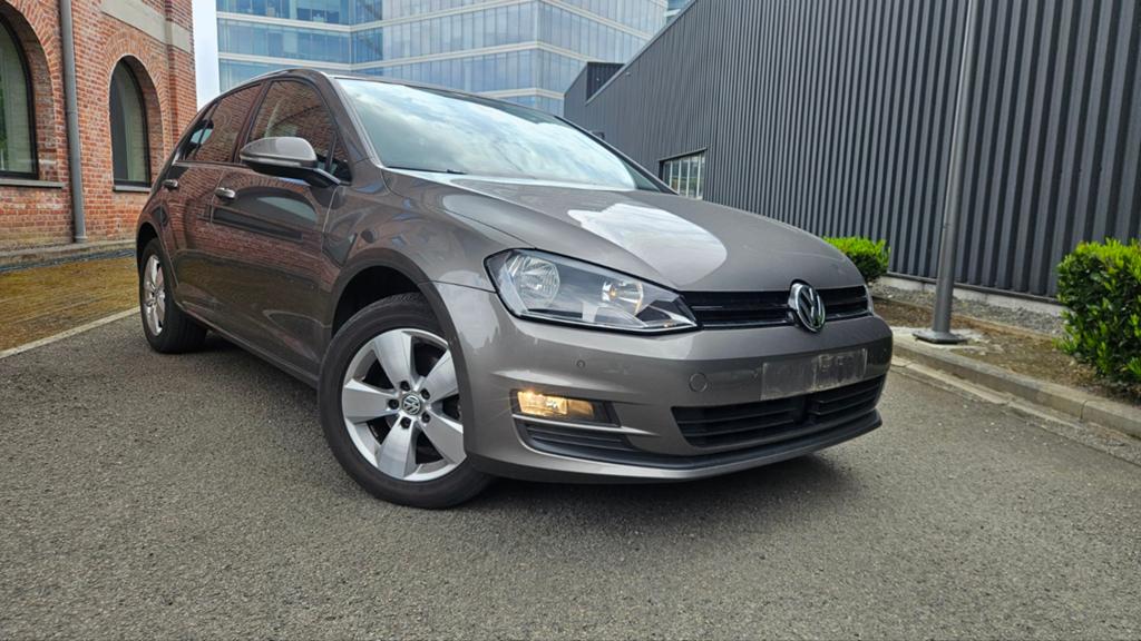 VW Golf 7/ 1.2 benzine/1ste eigen/ bwj 2015/AUTOMAAT!!!, Auto's, Volkswagen, Automaat, Navigatiesysteem, Euro 6, Bedrijf