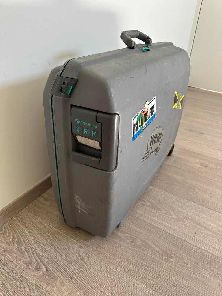 Samsonite koffer vintage grijs 1x, Handtassen en Accessoires, Koffers, Ophalen, Gebruikt, Hard kunststof, Slot