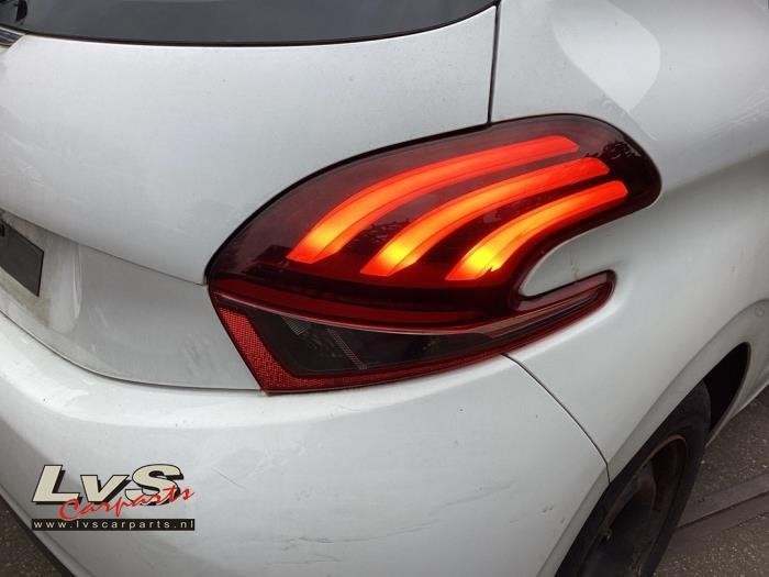 Feu arrière droit d'un Peugeot 208, Autos : Pièces & Accessoires, -, 3 mois de garantie, Utilisé, -