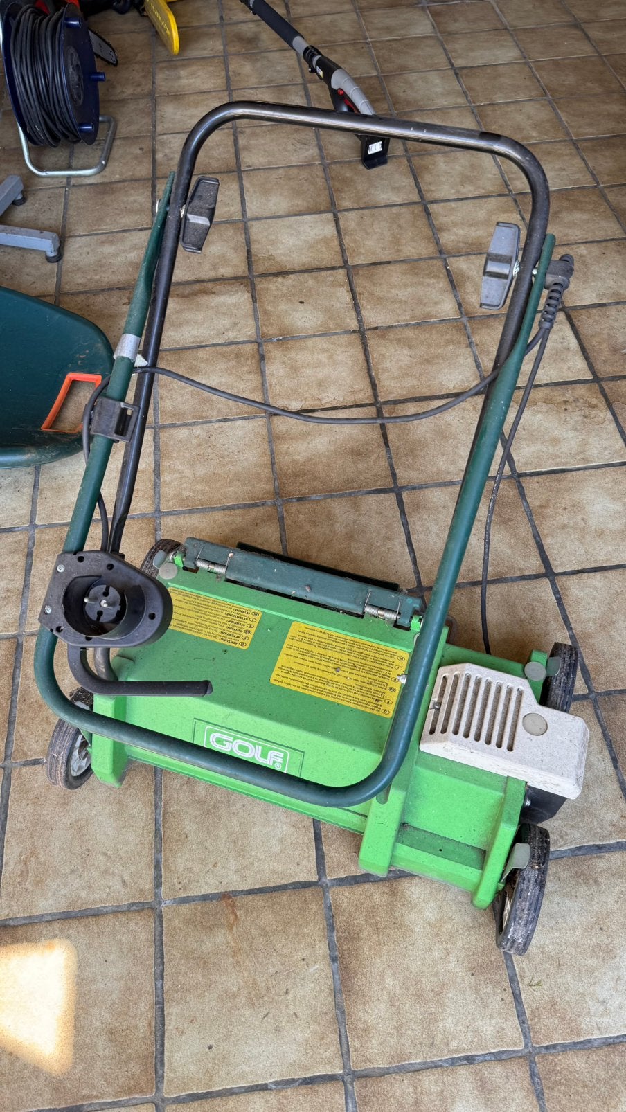 Scarificateur électrique, Enlèvement, Utilisé