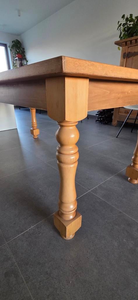 Stevige houten tafel (op te schuren), Ophalen