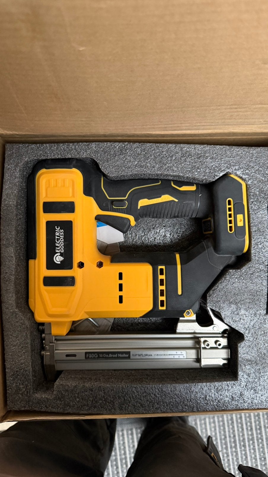 Dewalt nagelpistool 30 mm, Ophalen of Verzenden, Zo goed als nieuw