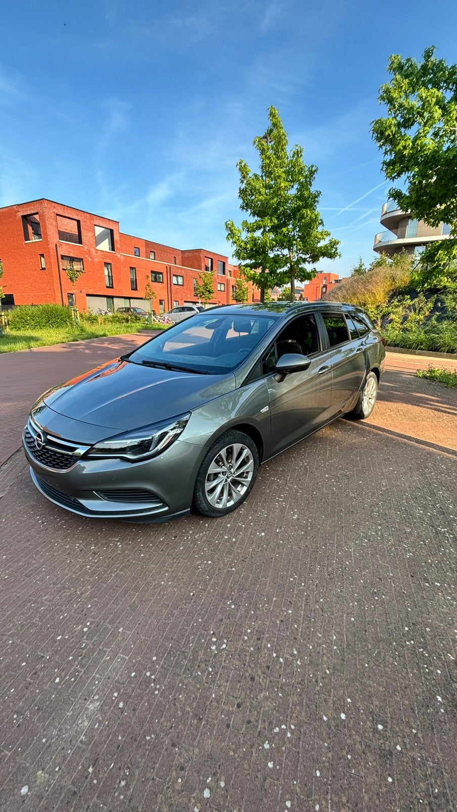 Opel Astra Sports Tourer 1.0 Turbo - 105 ch - HOMOLOGUÉE, Autos, Achat, Boîte manuelle, Entretenue par le concessionnaire, 5 portes