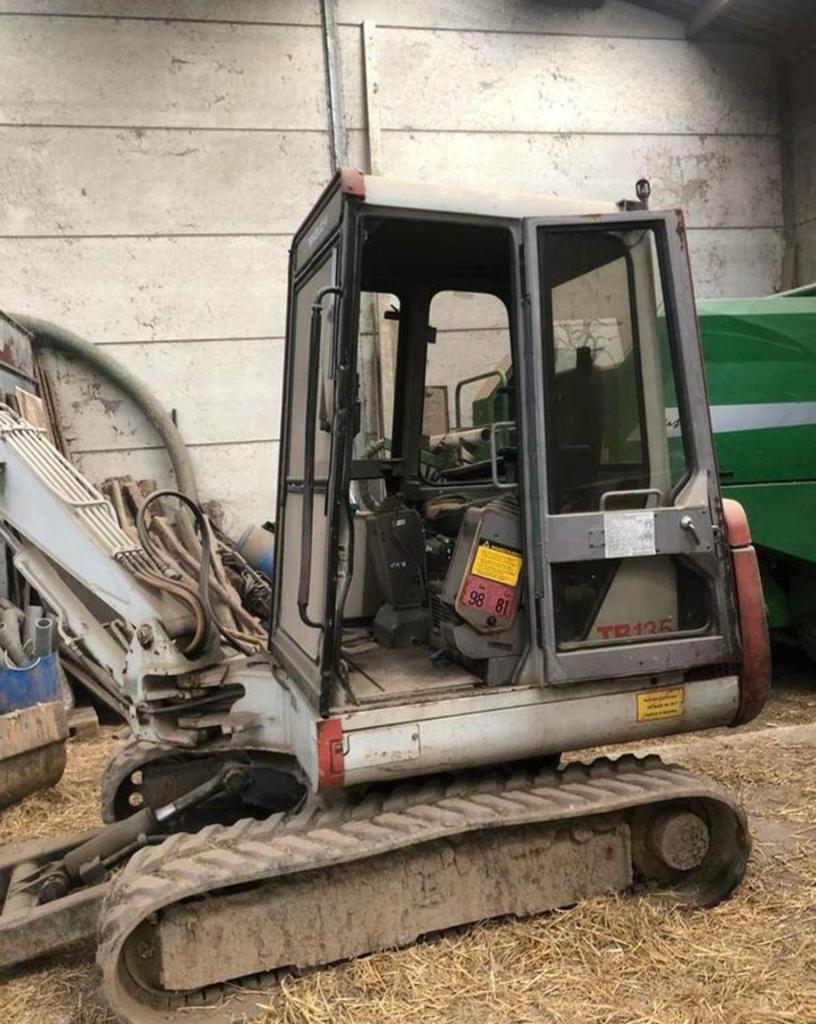 Mini pelle takeuchi tb135, Enlèvement ou Envoi