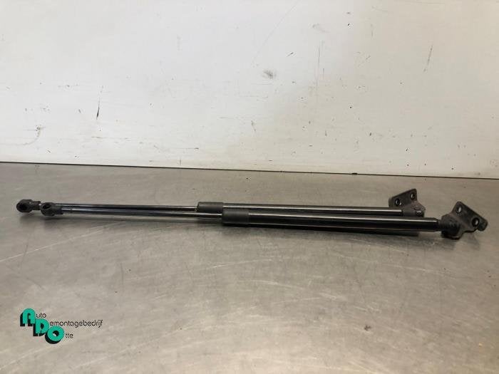 Set Gasdempers Achterklep van een Nissan Qashqai (Qashqai 07, Gebruikt, -, -, Ophalen of Verzenden
