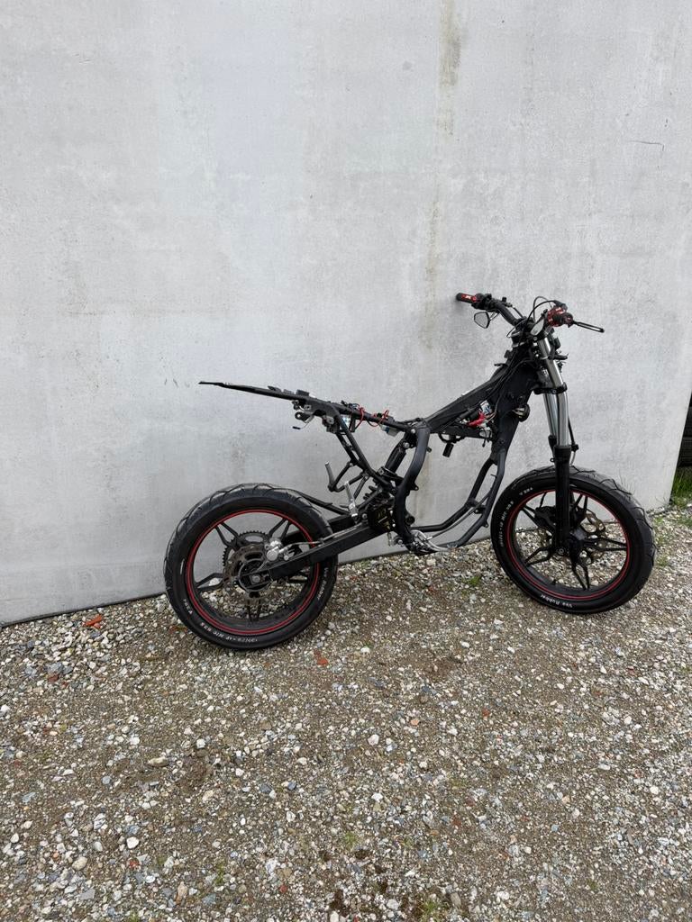 Beta rr 50 project, Fietsen en Brommers, Brommers | Derbi, Ophalen, Zo goed als nieuw