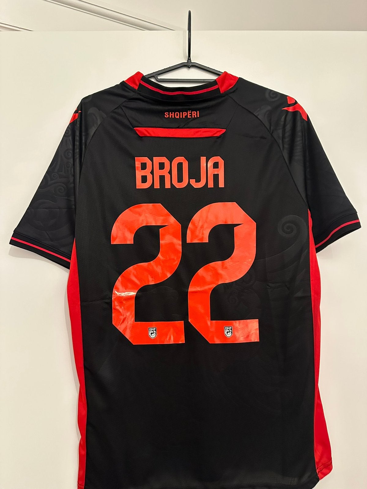 Broja Albanie S, Ophalen of Verzenden, Zo goed als nieuw