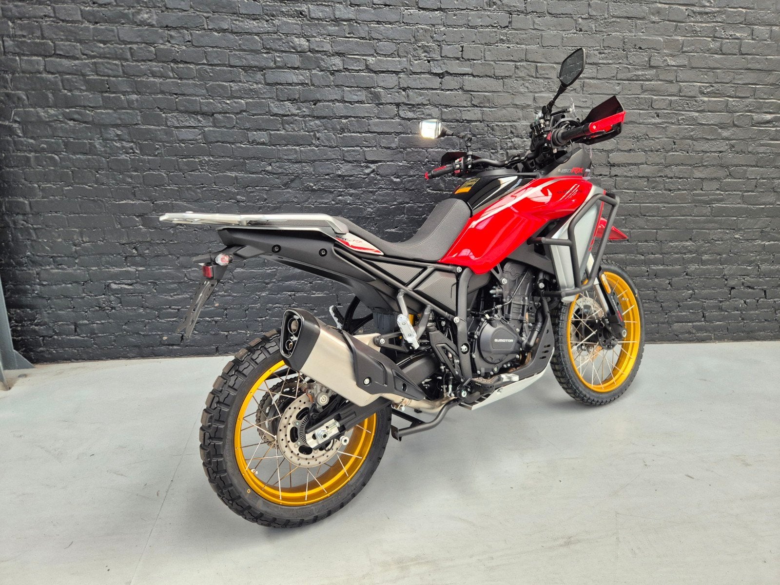 QJMOTOR SRT 450 RX - A2 - Full Option Adventure, 2 cilinders, Nieuw, 449 cc, Enduro