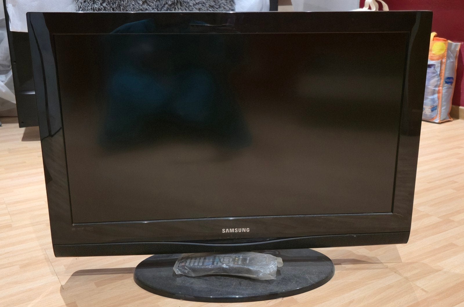 Téléviseur TV Samsung 32" (81 cm) LCD - Modèle LE32C350D1W, LCD, 80 à 100 cm, Enlèvement, Utilisé