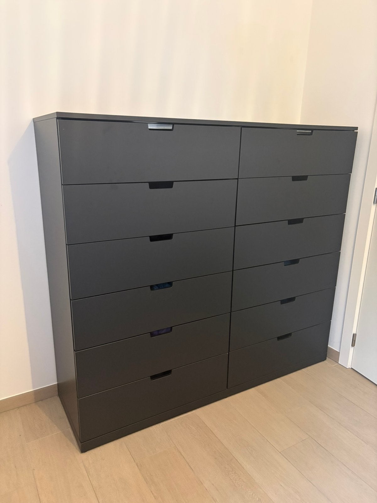 Zwarte ikea kast, Huis en Inrichting, Ophalen, Zo goed als nieuw, 150 tot 200 cm