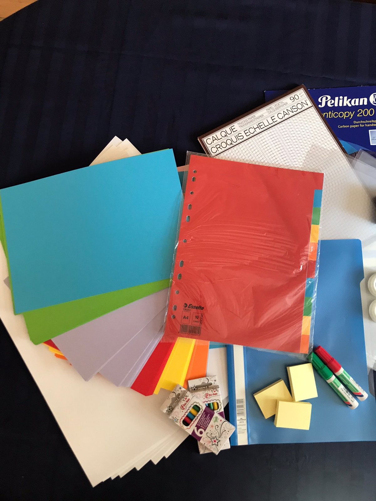 A vendre FOURNITURES pour le BUREAU…, Divers, Neuf