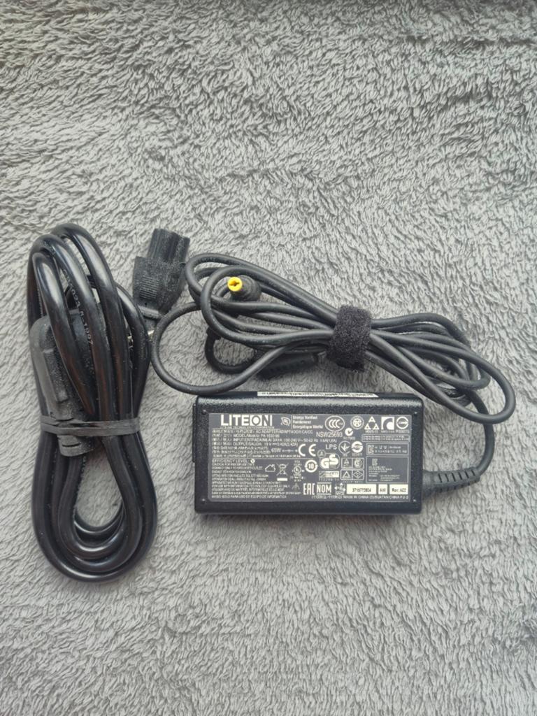 Oplader 65W, Computers en Software, Accu's en Batterijen, Ophalen of Verzenden
