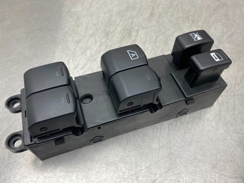 RAAMSCHAKELAAR Subaru Forester (SH) (01-2008/09-2013), Gebruikt, Subaru