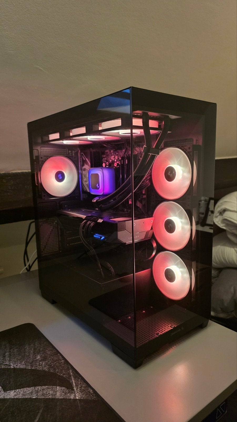 Gaming PC – RX 9070 XT 16GB – Ryzen 7 7800X3D, Ophalen