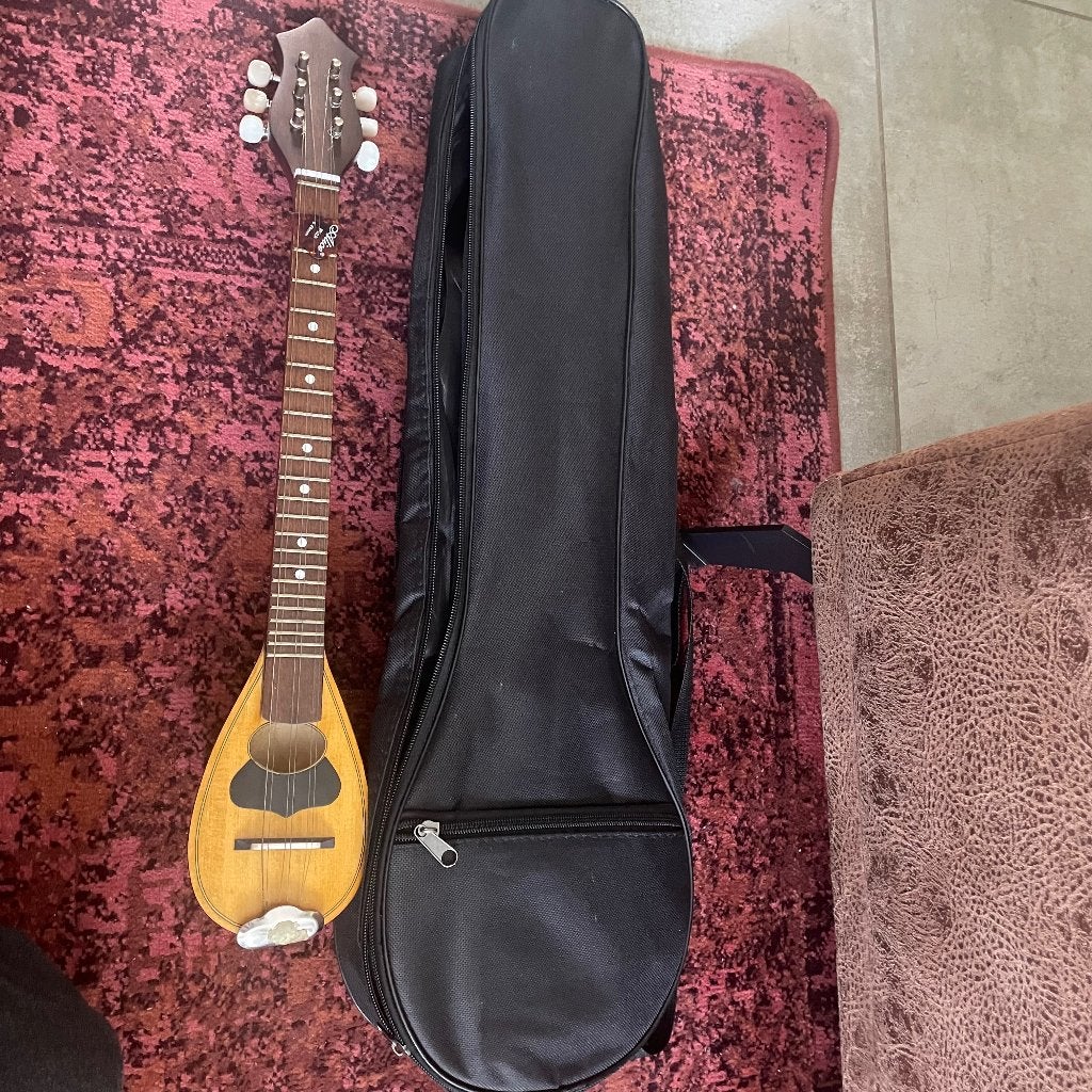 Baglamadaki / Baglamas (kleine bouzouki), Muziek en Instrumenten, Snaarinstrumenten | Mandolines, Ophalen, Nieuw