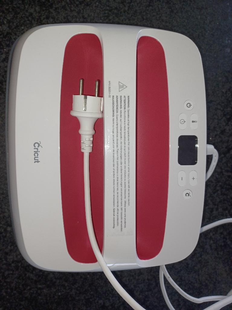 Cricut easy press, Hobby & Loisirs créatifs, Bricolage, Comme neuf, Enlèvement, Machine, Électrique
