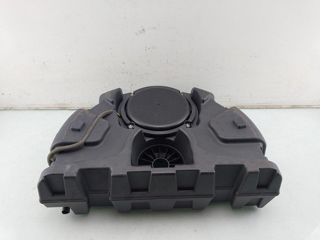 SUBWOOFER Ford Fiesta 7 (|H1BT19A067AA|2093017|), Gebruikt, Henry-Ford-Straße  1
50735  Köln, DE, Ford-Werke GmbH, Kunden@ford.com