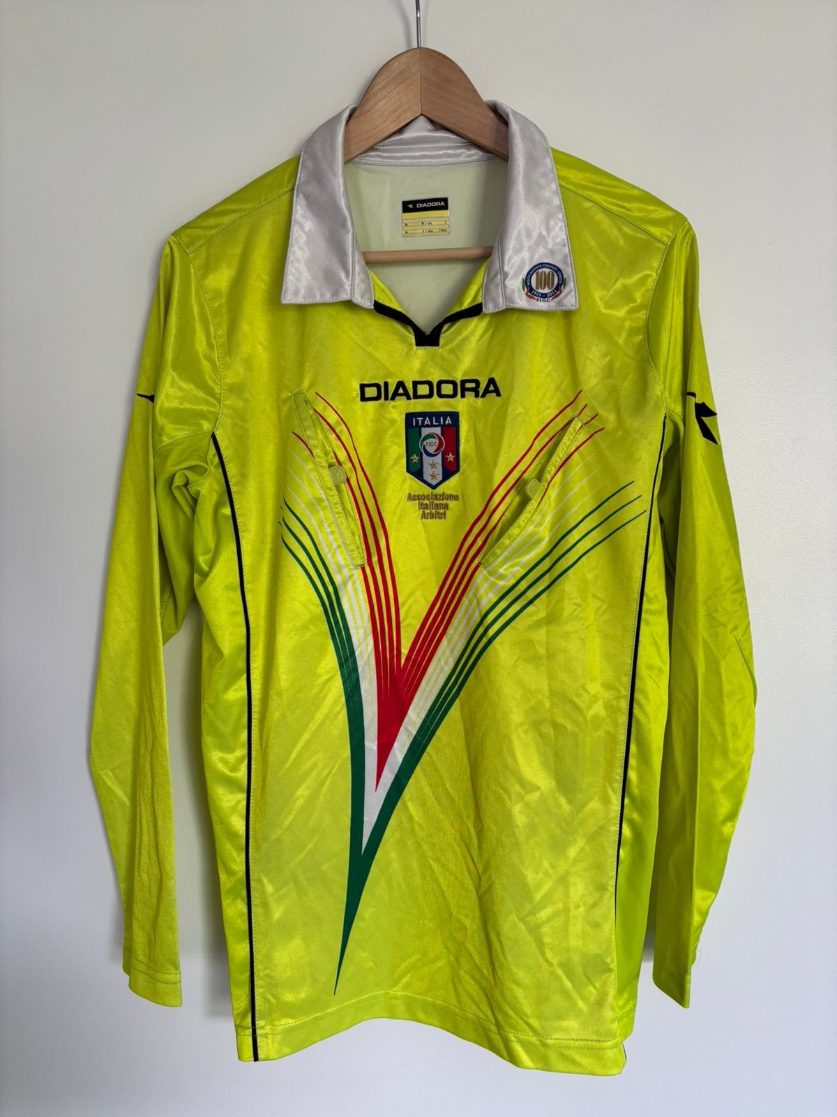 Maillot d'arbitre Vintage Diadora Italie 2011/12, Enlèvement ou Envoi, Comme neuf, Maillot