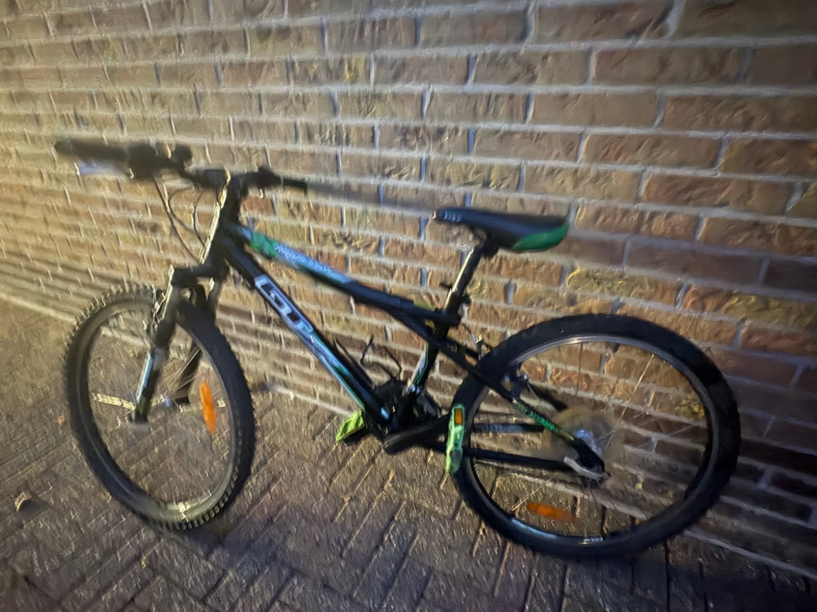 Mtb 24 inch kids, Fietsen en Brommers, Ophalen, 24 inch of meer, Gebruikt, Velgrem