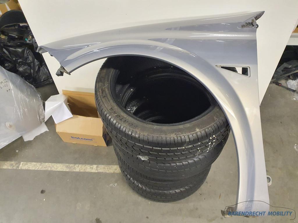 Spatbord links voor Renault Megane II 2 A19 Beige Angora Met, Auto-onderdelen, Renault Group, Gebruikt, Contact.group@renault.com
