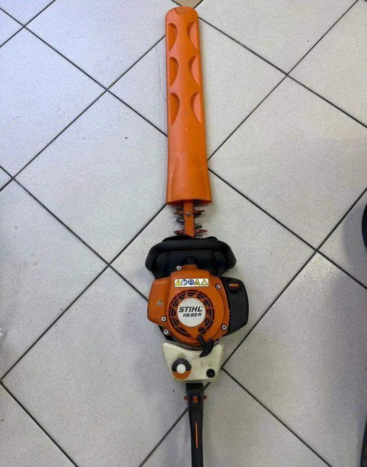 Stihl HS82R heggenschaar, Ophalen of Verzenden, Zo goed als nieuw, Benzine, Stihl HS82 R