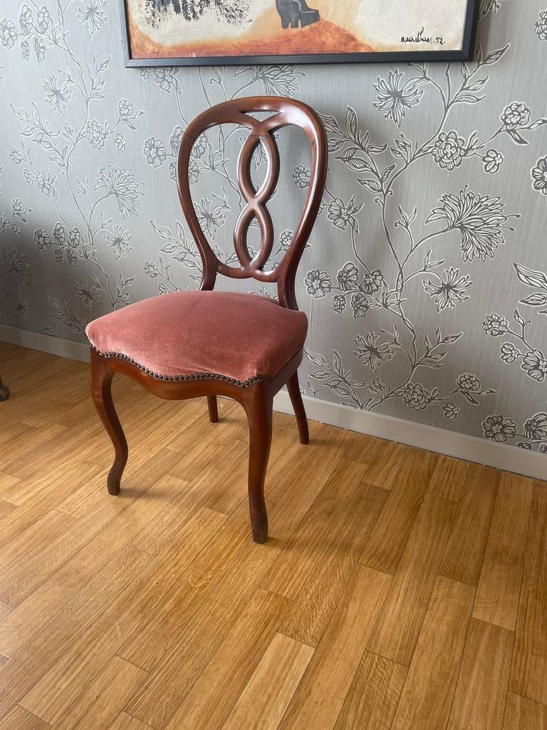 Oude stoel mahonie, Antiek en Kunst, Ophalen