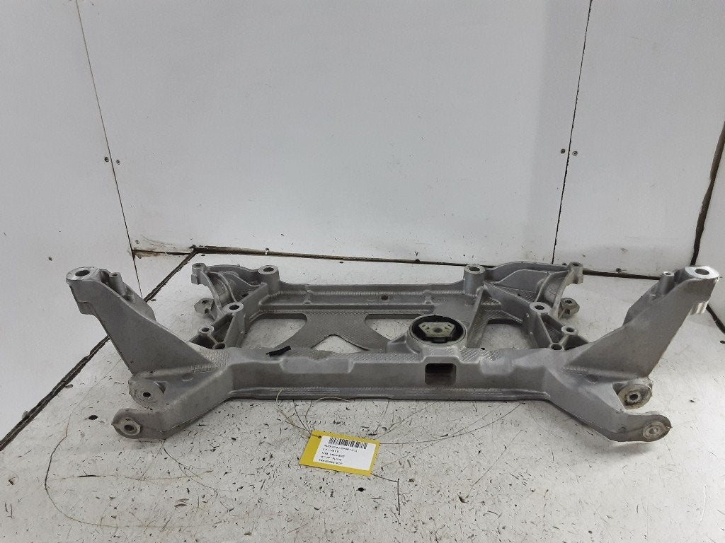 SUPPORT MOTEUR Audi A3 (8V1 / 8VK) (5Q0199369G), Auto-Union-Straße  1,
85057  Ingolstadt, DE, Info@audi.de, Audi, Utilisé