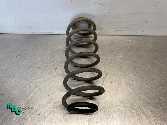 Schroefveer achter van een Ford Fiesta (Fiesta 08-), Gebruikt, -, -, Ophalen of Verzenden