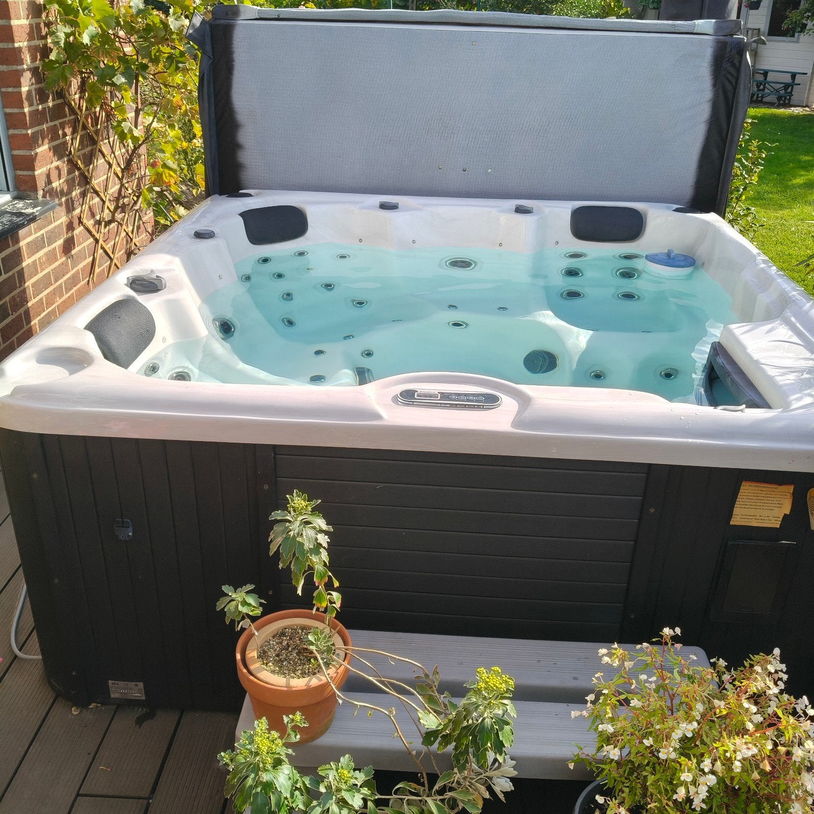 Jacuzzi met jets voor 6 personen, Jardin & Terrasse, Enlèvement, Utilisé, Couverture, Fixé