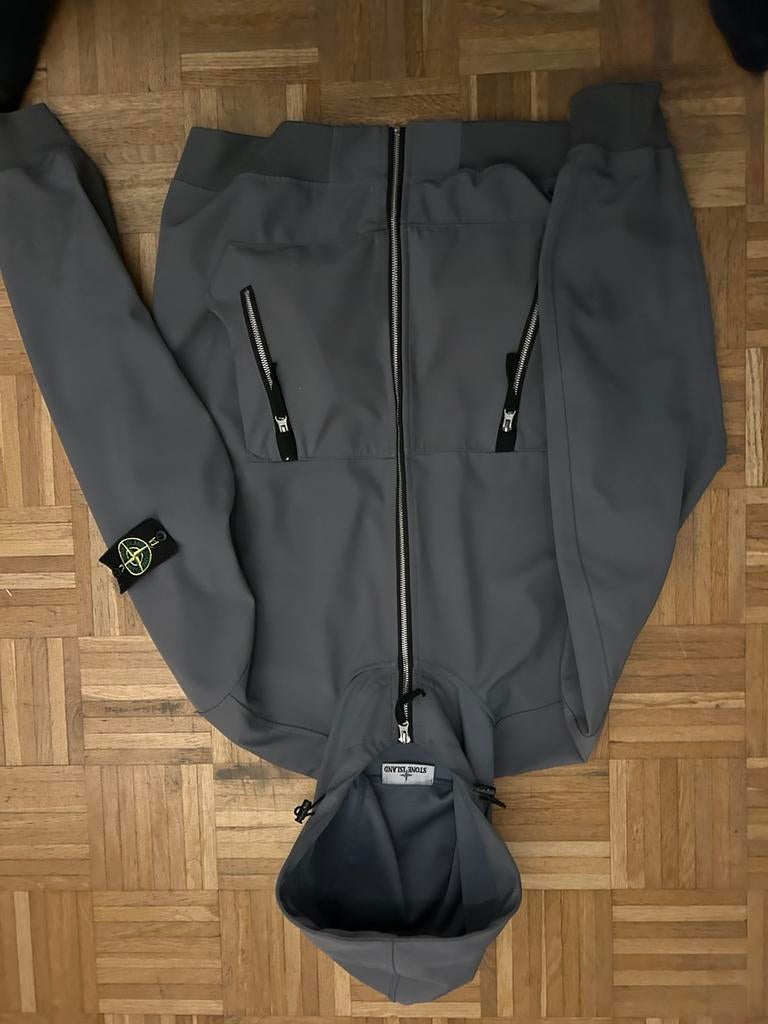 Stone island softshell maat M €40 vandaag ophalen, Ophalen, Zo goed als nieuw, Maat 48/50 (M), Blauw