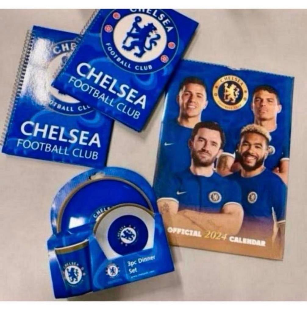 Chelsea Football Club 2024 Set dîner calendrier A3, 2 livre, Enlèvement ou Envoi, Neuf, Autres types