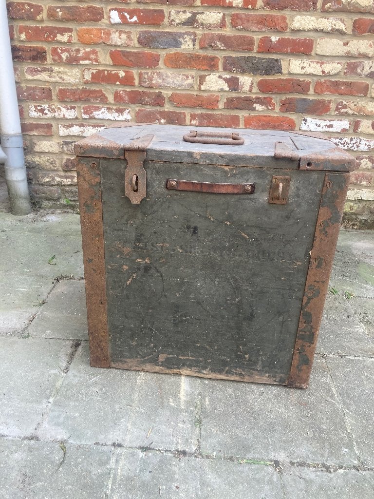 Caisse militaire 40-45, Livres, Enlèvement
