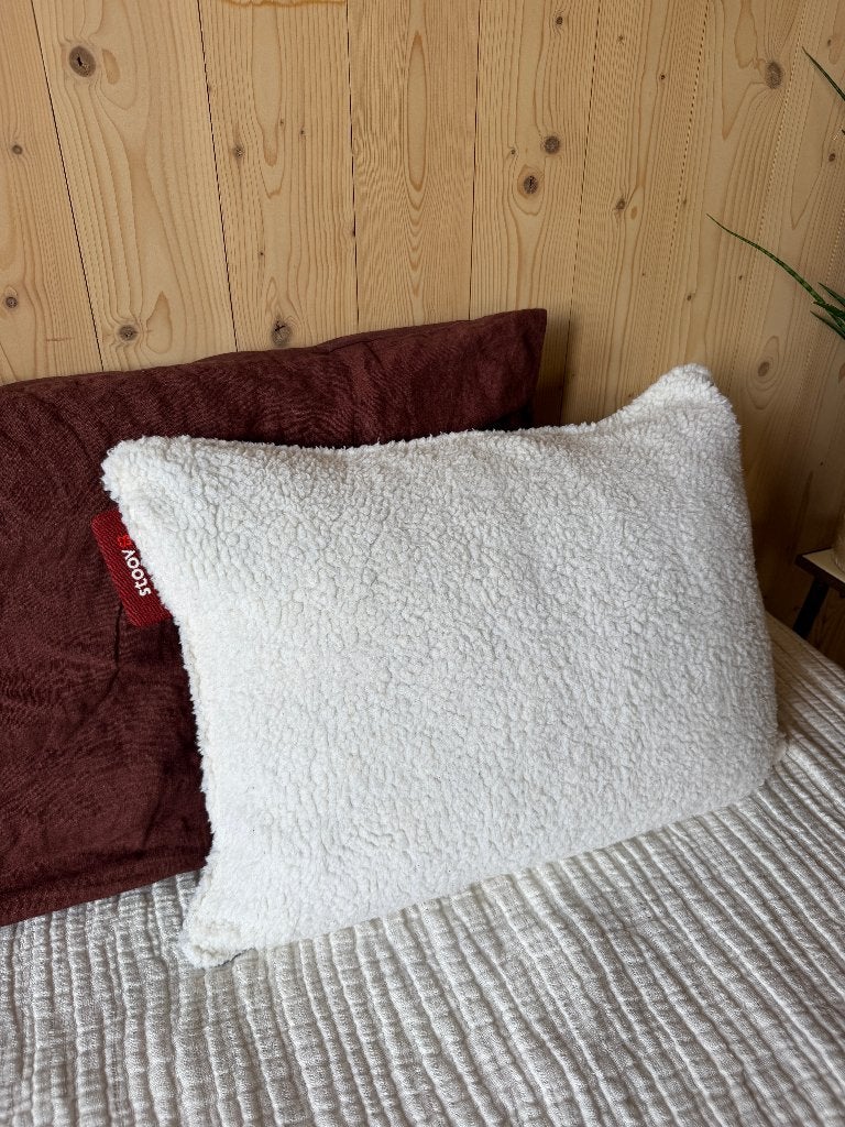 Stoov Ploov S2 45x60 Woolly Off-White – warmtekussen, Huis en Inrichting, Woonaccessoires | Kussens, Ophalen, Meerkleurig, Rechthoekig