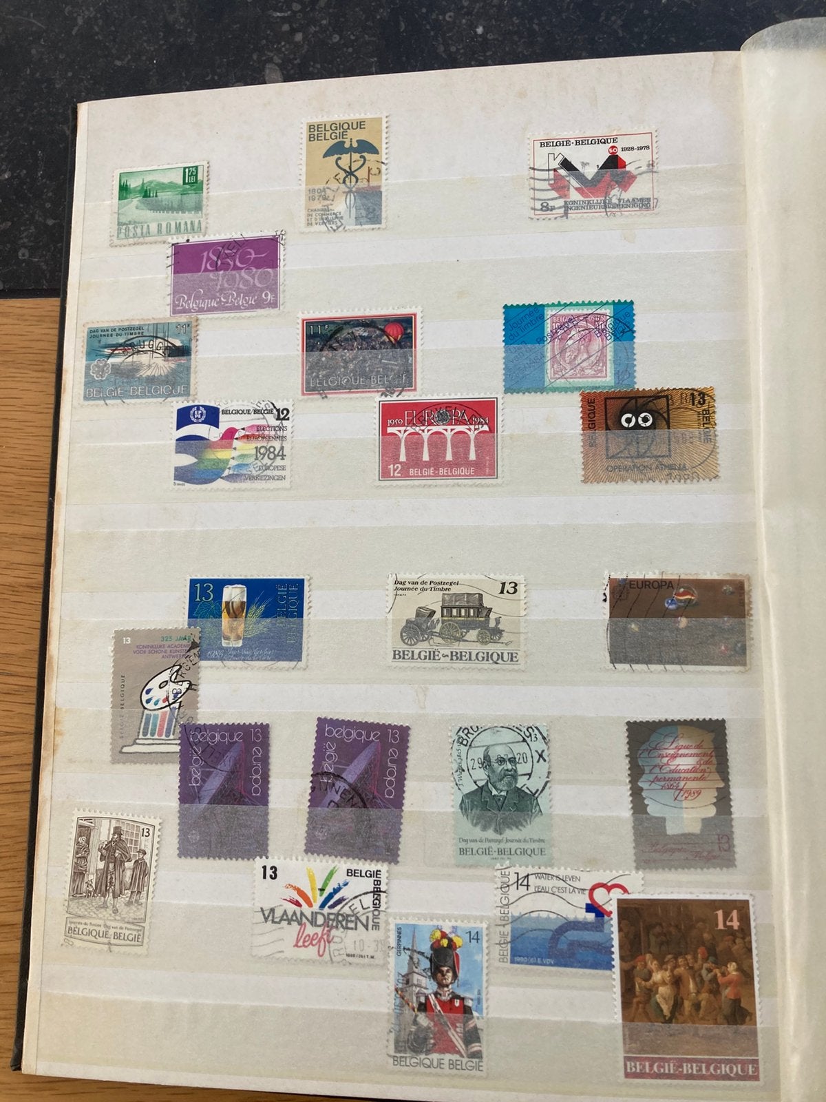 Album avec timbres, Enlèvement