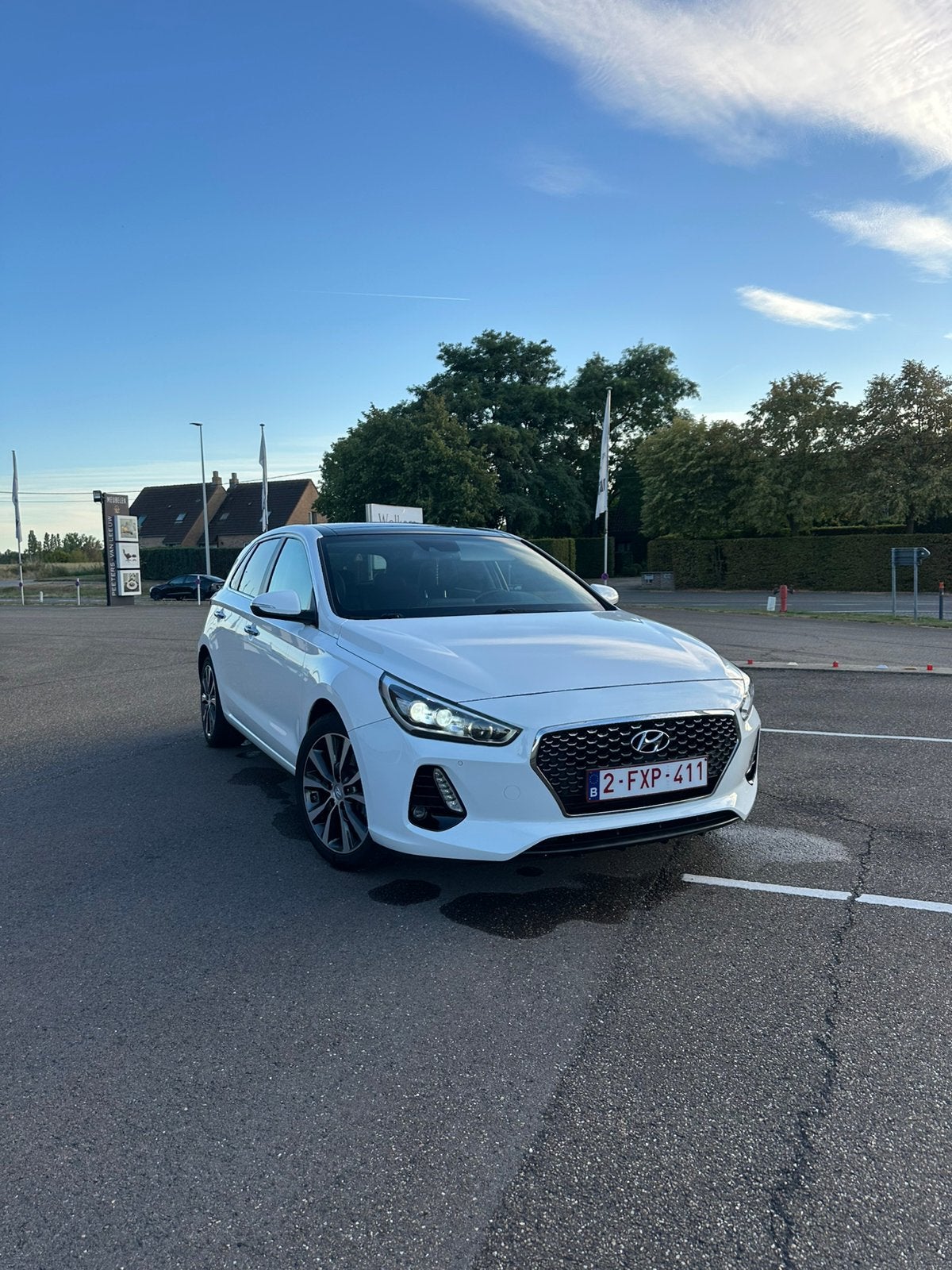 Hyundai i30 1.4 T-GDi 140pk Luxury | Pano | Camera | CarPlay, Autos, Achat, Euro 6, Boîte manuelle, Noir