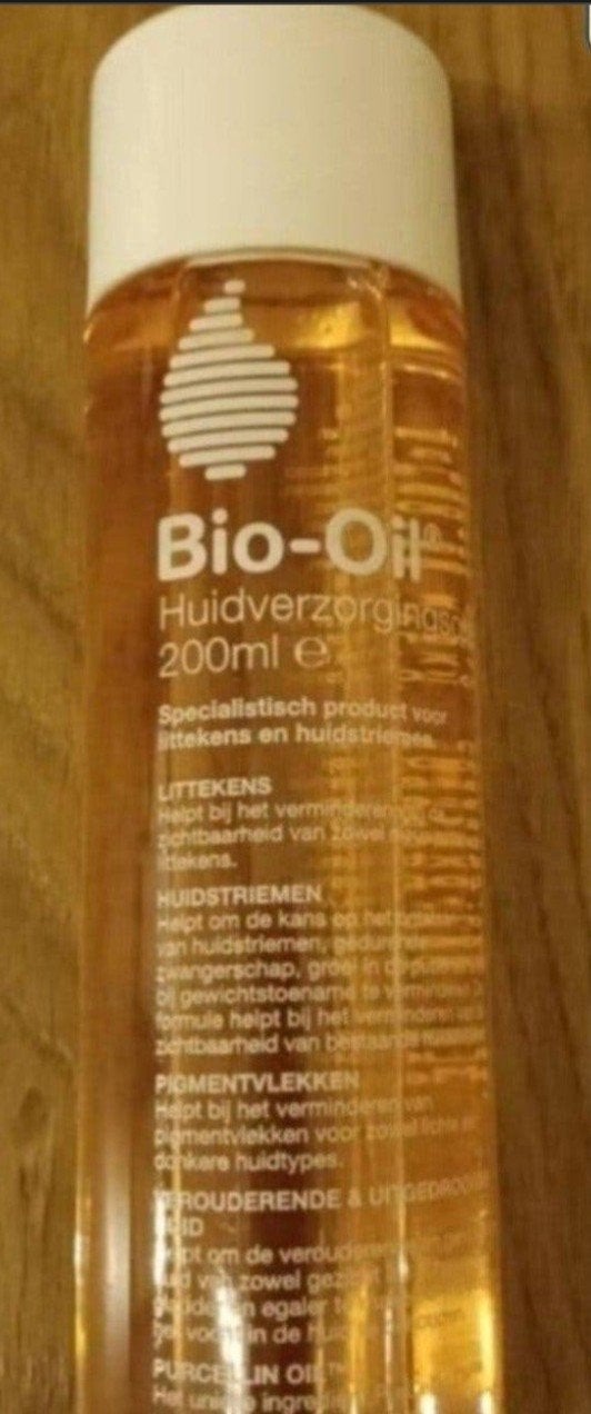 Huile biologique. Grande flacon. utilisée quelques fois, Bijoux, Sacs & Beauté, Beauté | Soins du visage, Enlèvement ou Envoi