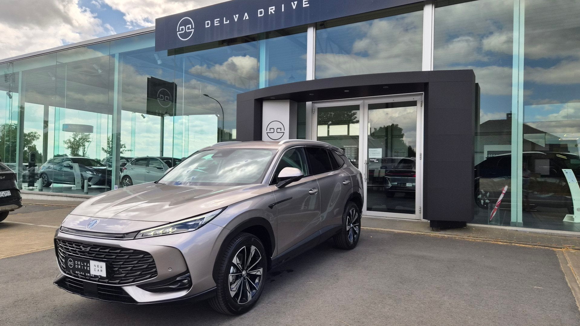 MG HS 1.5 T-GDi HYBRID+ ✅ LUXURY, Auto's, Overige modellen, Leder, Bedrijf, 5 zetels