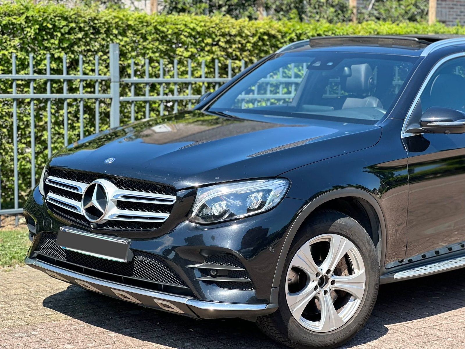 Mercedes Glc220 Amg line 4 matic, Auto's, Automaat, 4 deurs, Monovolume, Zwart
