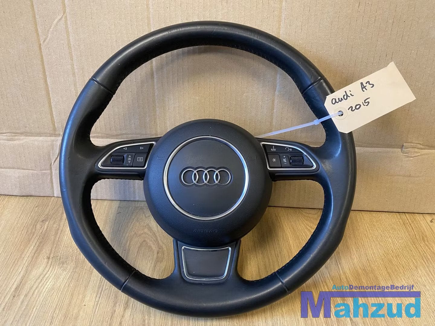 AUDI A3 8V Leer stuurwiel stuur met airbag, Autos : Pièces & Accessoires, AUDI AG, Auto-Union-Strasse 1
85045  Ingolstadt, DE