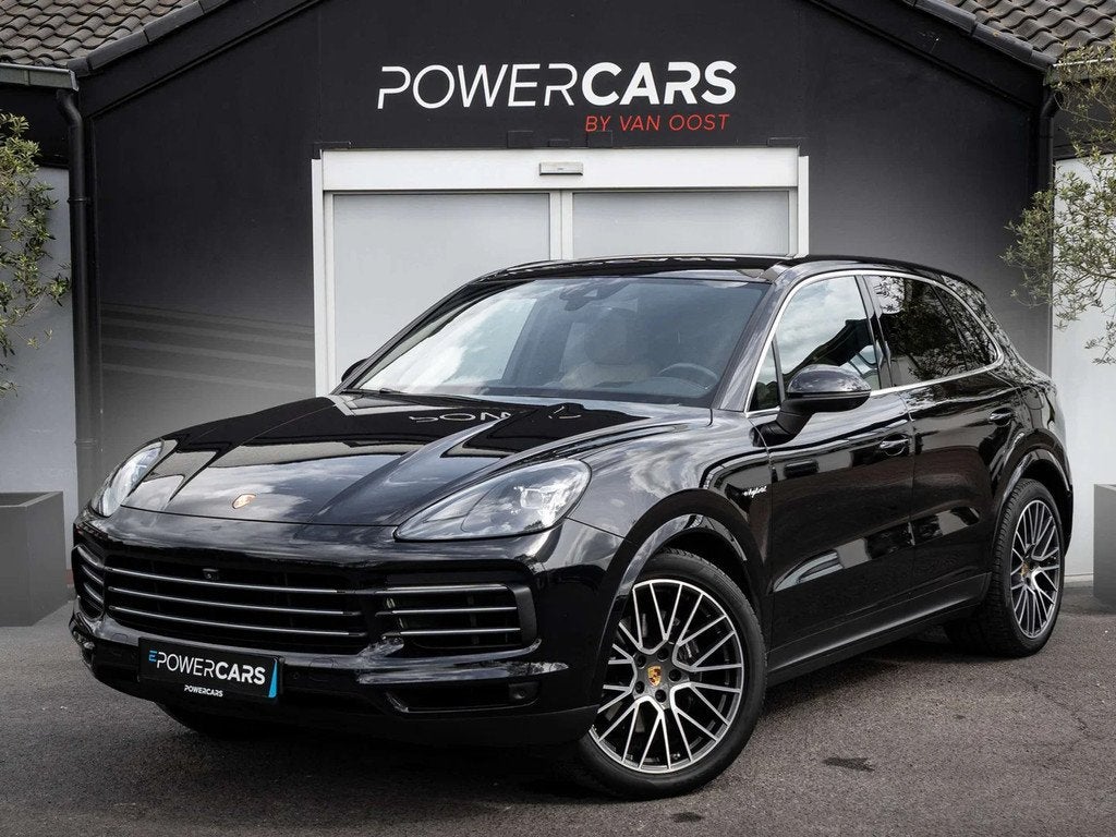 Porsche Cayenne E-Hybrid | 360 | Luchtvering | Sport Chrono, Automaat, Cayenne, Gebruikt, Zwart