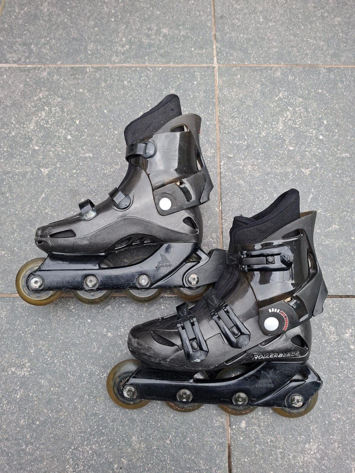 Rollers Rollerblade - enfant, Sports & Fitness, Autres marques, Rollers 4 roues en ligne, Enlèvement ou Envoi, Utilisé
