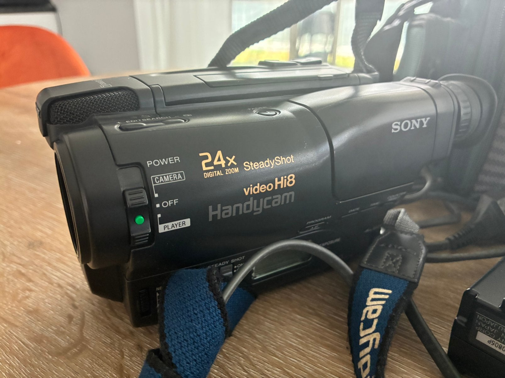 Sony video Hi8 handycam CCD-TR750E, Ophalen